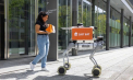 Poșta olandeză face pasul spre viitor: roboți umanoizi și câini-roboți ar putea livra coletele direct la ușa clienților - VIDEO