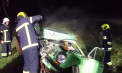 Accident grav la Ungheni. Un bărbat - descarcerat de salvatori, după ce s-a lovit cu mașina într-un copac - VIDEO