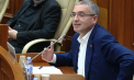 Renato Usatîi a venit la „zi de naștere” la Parlament: „Chiar dacă ai o opinie negativă despre persoană, dacă vii la zi de naștere sau la mort, nu vorbești de rău” - VIDEO 