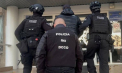 Percheziții în cauza penală privind escrocherii ce țin de investiții fictive. A fost aplicat sechestru pe 100 de mii de dolari și trei persoane, reținute - VIDEO