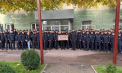 Stropit cu apă din furtunurile de intervenție, colonelul Vitalie Rușica a fost petrecut în rezervă, după 24 de ani dedicați serviciului de salvatori și pompieri. Cum a avut loc evenimentul - VIDEO