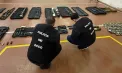 Captură record de arme și muniții în capitală.  Patru persoane - reținute în urma perchezițiilor. Ce au mai găsit polițiștii - VIDEO