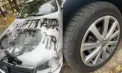 Haos într-o parcare din sectorul Buiucani: un șofer s-a trezit cu roțile dezumflate și mașina vandalizată - VIDEO