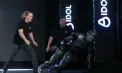 Rusia și-a prezentat primul robot umanoid cu AI. A intrat triumfal pe scenă, dar a căzut în cap după doar 15 secunde - VIDEO