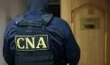 Un ofițer de poliție de la Nisporeni, reținut în flagrant în timp ce lua mită. Ce spun procurorii CNA