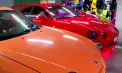 Modele auto de colecție, admirate de sute de vizitatori: Expoziție de automobile rare și unice, organizată în parcarea unui centru comercial - VIDEO