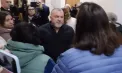 Scandal la CMC: Mai mulți pedagogi au venit să ceară socoteală aleșilor locali, pentru că riscă să rămână fără salariu pentru decembrie și prima anuală - VIDEO 