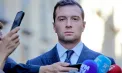 Jordan Bardella, liderul extremei drepte din Franța, a fost atacat cu făină la un târg agricol - VIDEO