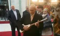 Vladimir Putin, filmat când încearcă să cânte la un instrument, în Kârgâzstan. Era însoțit de mai mulți lideri - VIDEO
