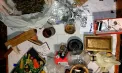 Apartament din Cimișlia, transformat într-o speluncă de droguri. Ce au găsit polițiștii - VIDEO 