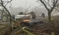 Un bărbat a urcat băut la volan, s-a lovit cu automobilul într-un copac, apoi a fugit de la locul accidentului, lăsând un pasager rănit în mașină, la Edineț. Poliția vine cu detalii - FOTO