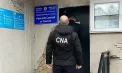 CNA a descins cu percheziții la Penitenciarul din Soroca: Un șef de secție, reținut pentru 72 de ore, după ce a primit bani de la soția unui deținut - FOTO