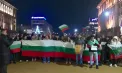Proteste de noapte în 12 orașe din Bulgaria: sute de tineri cer demisia Guvernului și acuză „lipsa totală de încredere”, chiar dacă legea bugetului pentru 2026 a fost retrasă - VIDEO