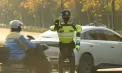 Imagini virale: Un robot AI dirijează traficul în China. „A remarcat imediat și m-a atenționat” - VIDEO