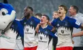 Un fundaș de 18 ani a înscris golul finalului de an. Acesta a reușit o execuție spectaculoasă cu călcâiul, ca un adevărat atacant. Golul fabulos vine din derby-ul de nord al Bundesligii - VIDEO