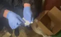 Percheziții la Ialoveni. Mai multe persoane, prinse cum consumă marijuana, iar la un bărbat a fost găsită o armă, deținută ilegal. Ce spune poliția - VIDEO