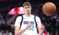Performanță istorică în NBA: Cooper Flagg, ales primul la draft, devine la doar 18 ani cel mai tânăr jucător din istorie care marchează 40 de puncte într-un meci - VIDEO