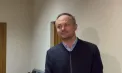 Finul lui Plahotniuc, Adrian Candu, audiat drept martor în dosarul frauda bancară: Și-a salutat nașul și a trecut la tribună - VIDEO
