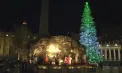 Atmosferă de sărbătoare la Vatican: bradul de Crăciun și scena Nașterii Domnului au fost inaugurate în Piața Sfântul Petru, în fața a mii de pelerini - VIDEO