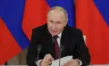Linia directă a lui Putin: Discursuri absurde și momente bizare, de la recomandări culinare la cereri în căsătorie și jucării cu fețele liderilor - VIDEO