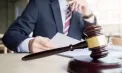 A cerut 1.000 de euro pentru a influența decizia unui judecător într-un dosar, dar a ajuns el pe banca acuzaților. Ce pedeapsă a primit 