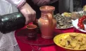 Crăciunul pe stil vechi, sărbătorit cu mare fast în Moldova: De la cozonaci și sarmale la piftie și babă neagră, gospodinele se pregătesc pentru masa de sărbătoare - VIDEO