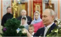 În timp ce Ucraina se află sub atac, Putin celebrează Crăciunul: Liderul rus participă la slujba de noapte și își laudă soldații trimiși pe front - VIDEO