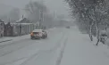 Ninge abudent în mai multe regiuni ale țării: Pe șoseaua Chișinău-Bălți s-a format ghețuș, iar la Cahul traficul s-a îngreunat din cauza zăpezii - VIDEO