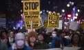 Protestele au ajuns la ușa lui Trump după ce un agent ICE a ucis o femeie în Minneapolis. Alți doi oameni au fost împușcați de un agent federal în Portland