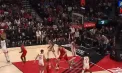 Kevin Durant, starul echipei Houston Rockets, l-a depăşit pe legendarul Wilt Chamberlain în clasamentul jucătorilor cu cele mai multe puncte marcate în Liga profesionistă - VIDEO