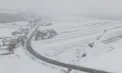 Zona din România în care zăpada a ajuns şi la doi metri. Turiștii, sfătuiți să evite mai multe trasee montane