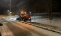 Situația în capitală: Drumarii intervin pentru curățarea drumurilor, iar locuitorii sunt îndemnați să circule cu atenție - VIDEO