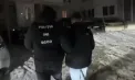 Droguri de aproximativ 400 de mii de lei, găsite într-un apartament din capitală. Un tânăr - plasat în arest. Poliția vine cu detalii  - VIDEO