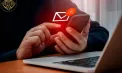 Doi cetățeni străini, reținuți în cadrul unei anchete privind escrocherii prin telefon: aceștia se prezentau drept angajați ai instituțiilor de drept și convingeau vârstnicii să predea bani străinilor