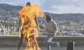 Incident șocant în Portugalia! Statuia lui Cristiano Ronaldo a fost incendiată