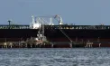 „Entitățile americane consacrate" autorizate treptat să preia petrolul din Venezuela. Se ridică sancțiunile