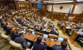 Ședința Parlamentului. Moțiune simplă asupra politicii statului în domeniul energetic - examinată. Ministrul Energiei prezintă raportul la tribuna centrală