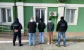 Au achitat câte 2700 de euro pentru a ieși ilegal din țară. Trei indieni - reținuți de polițiști în timp ce încercau să traverseze frontiera moldo-română, la Fălești - VIDEO