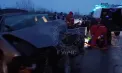 Accident grav în stânga Nistrului. Un șofer a rămas blocat în mașină, după ce s-a lovit frontal de un alt automobil. Momentul când este descarcerat de salvatori - VIDEO