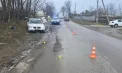 O femeie - transportată în stare gravă la spital, după ce a fost lovită de o mașină, la Ocnița. Poliția vine cu detalii - FOTO