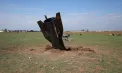 O rachetă s-a prăbușit pe un câmp în nordul Siriei. Martorii spun că au văzut explozii pe cer - FOTO/VIDEO