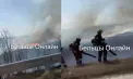 Incendiu la Bălți: Momentul când un teren cu vegetație uscată arde. Un echipaj de pompieri au luptat pentru a stinge flăcările - VIDEO