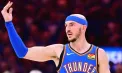 Moment incredibil în meciul Magic – Thunder: Alex Caruso a fost penalizat după ce și-a pierdut gheata și a blocat aruncarea adversarului cu ea în mână - VIDEO