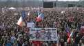Peste 150.000 de persoane au protestat la Praga împotriva guvernului condus de populistul Andrej Babis: „Ne opunem să fim duşi în direcţia Slovaciei şi Ungariei”