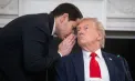 Donald Trump susține că în Iran are loc o „schimbare de regim” și cere uraniul îmbogățit al țării
