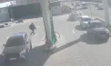 Doi iubiți, traficanți de droguri, reținuți de poliție: Au lovit o mașină de serviciu și aruncat substanțele din mers, în timp ce încercau să fugă - VIDEO