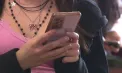 Indonezia a blocat oficial rețelele sociale pentru copii sub 16 ani - VIDEO
