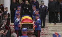 Mircea Lucescu, condus pe ultimul drum în drapelul național, pe care l-a slujit cu onoare: „E o legendă” - FOTO
