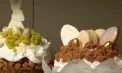 Pregătiri în forță înainte de Paște în brutării și cofetării: „Perioada de Paște este un mare examen”, spun producătorii de panettone și cozonaci - VIDEO