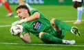 Seară de coșmar pentru Ionuț Radu în Europa League: portarul român a încasat o înfrângere categorică, iar Freiburg și Aston Villa se apropie de semifinale - VIDEO